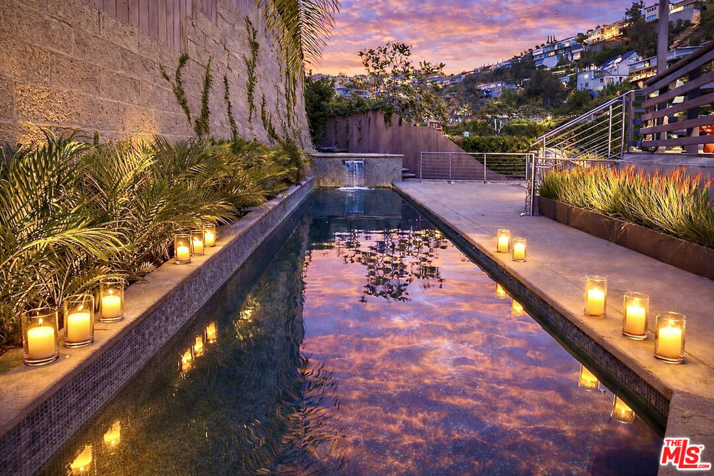 8827 Evanview Drive