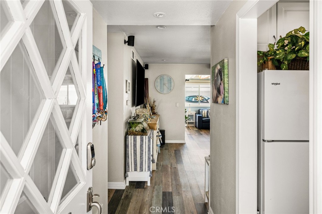15732 Swan Lane