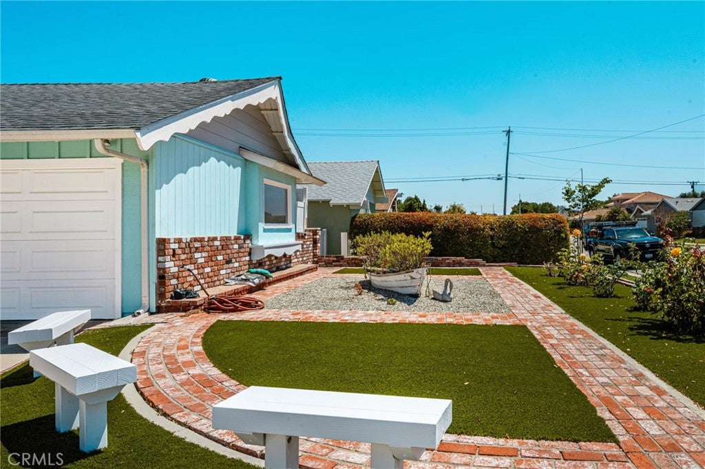 15732 Swan Lane, Huntington Beach CA 92649 - Photo 19