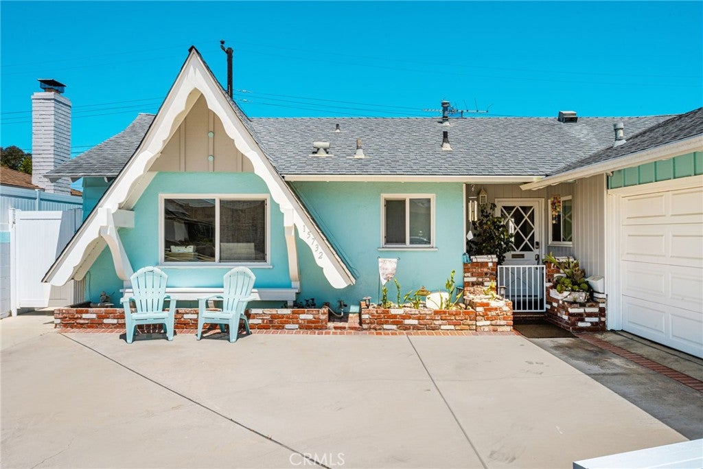 15732 Swan Lane, Huntington Beach CA 92649 - Photo 14