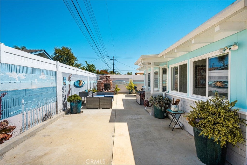 15732 Swan Lane, Huntington Beach CA 92649 - Photo 34