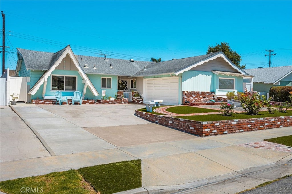 15732 Swan Lane, Huntington Beach CA 92649 - Photo 15