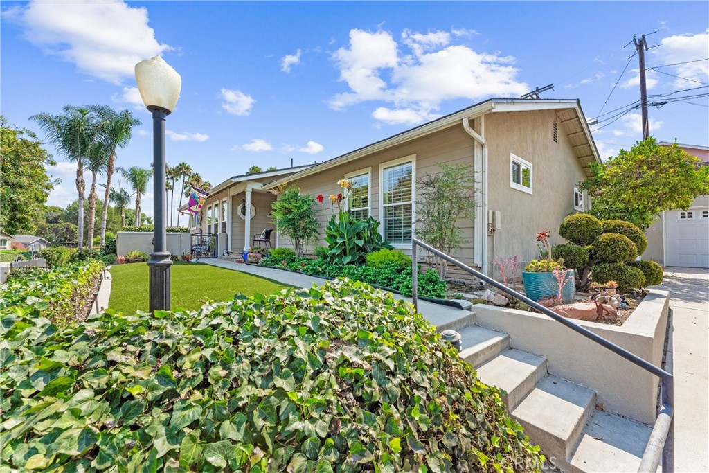 1007 Glenhaven