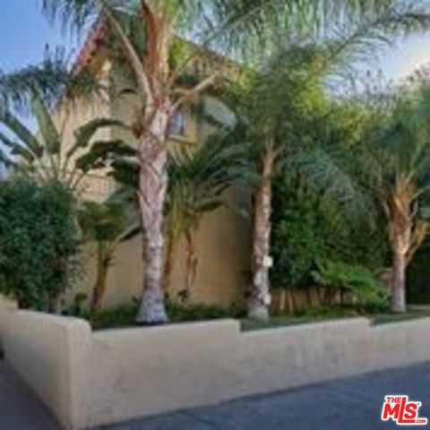 Photo of 1540 N Fuller Avenue #7, Los Angeles, CA 90046 (MLS # 25604759)
