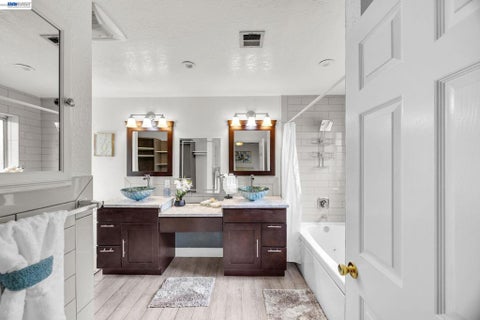 Photo of 2857 Randall Way Way, Hayward, CA 94541 (MLS # 41131785)