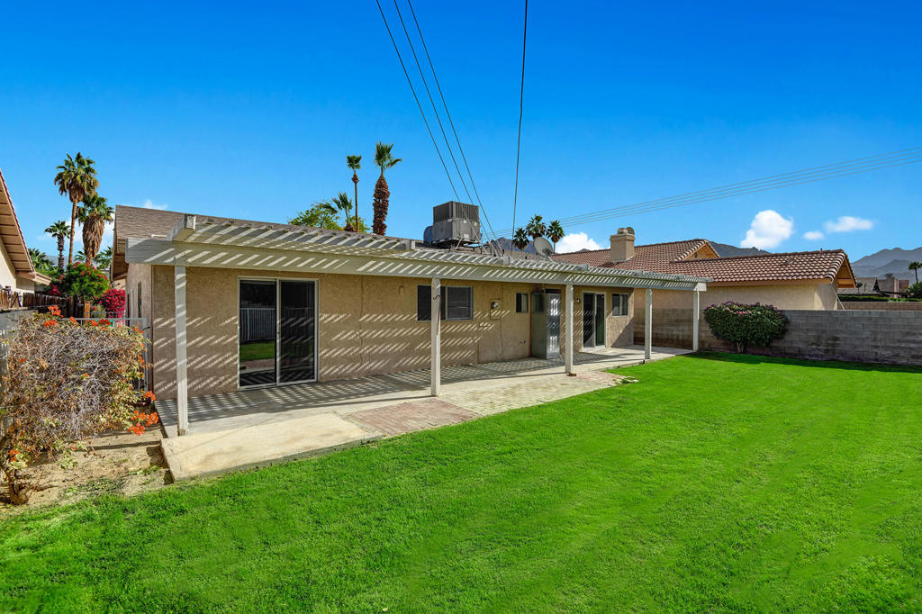 La Quinta Cove - Residential