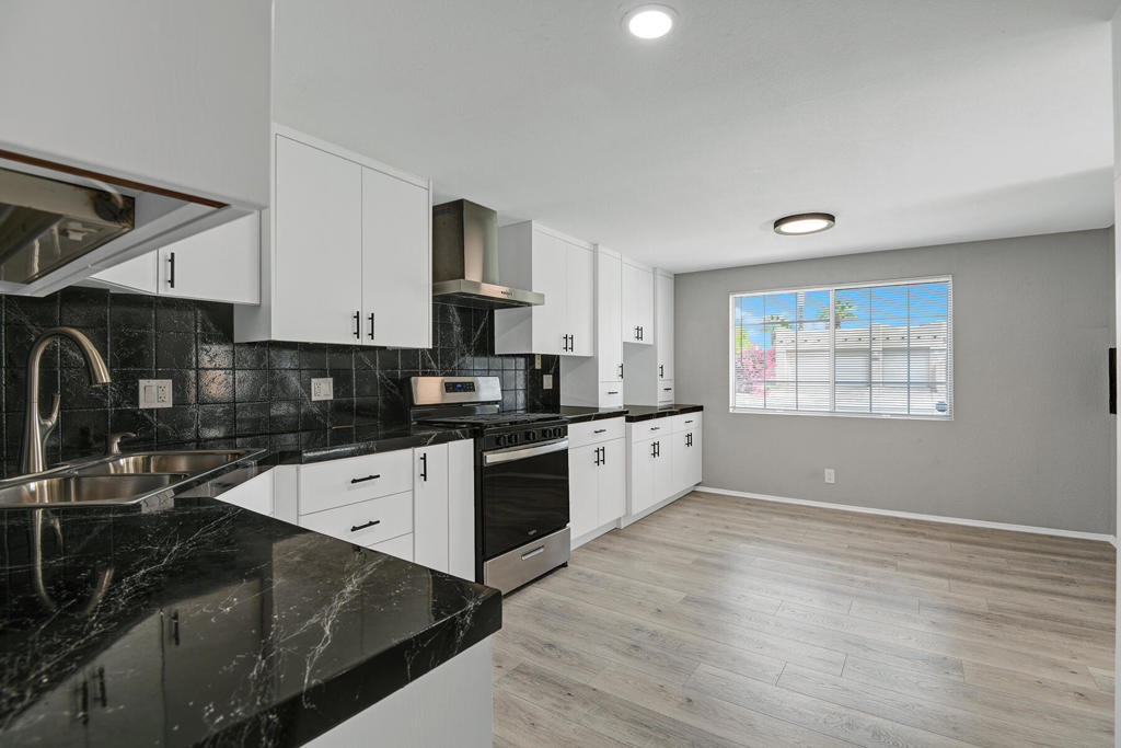 La Quinta Cove - Residential