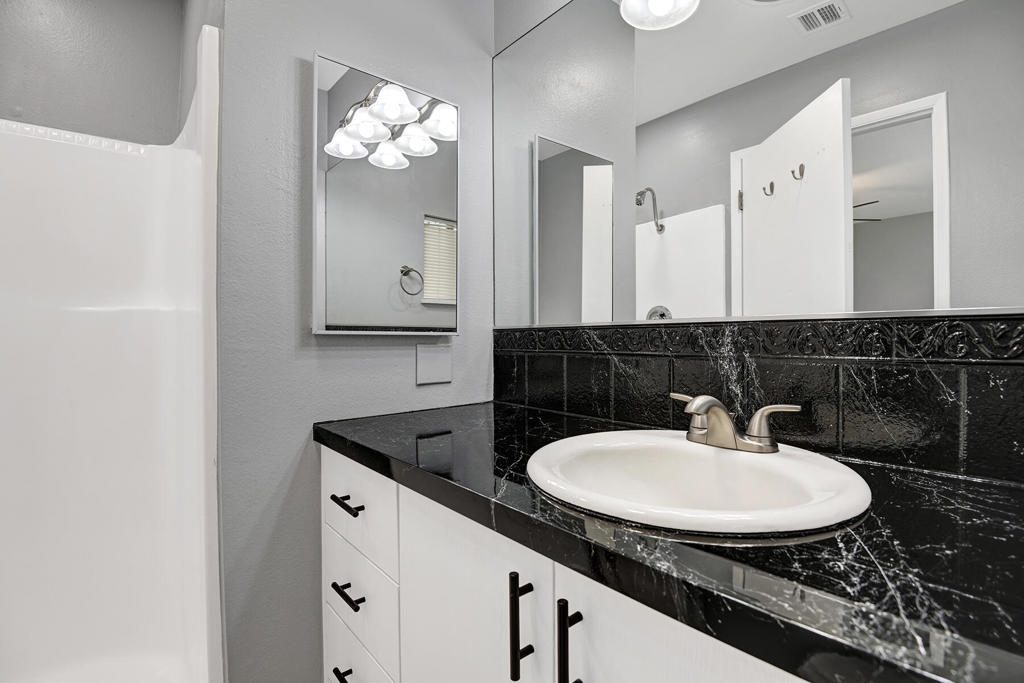 La Quinta Cove - Residential