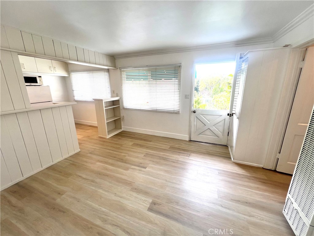 Corona del Mar South of PCH (CDMS) - Residential Lease