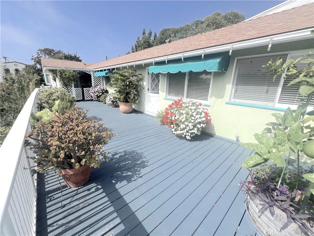 Corona del Mar South of PCH (CDMS) - Residential Lease