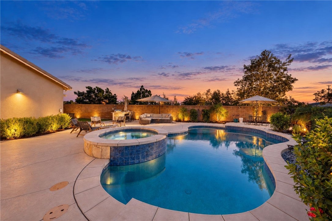 30109 Old Court