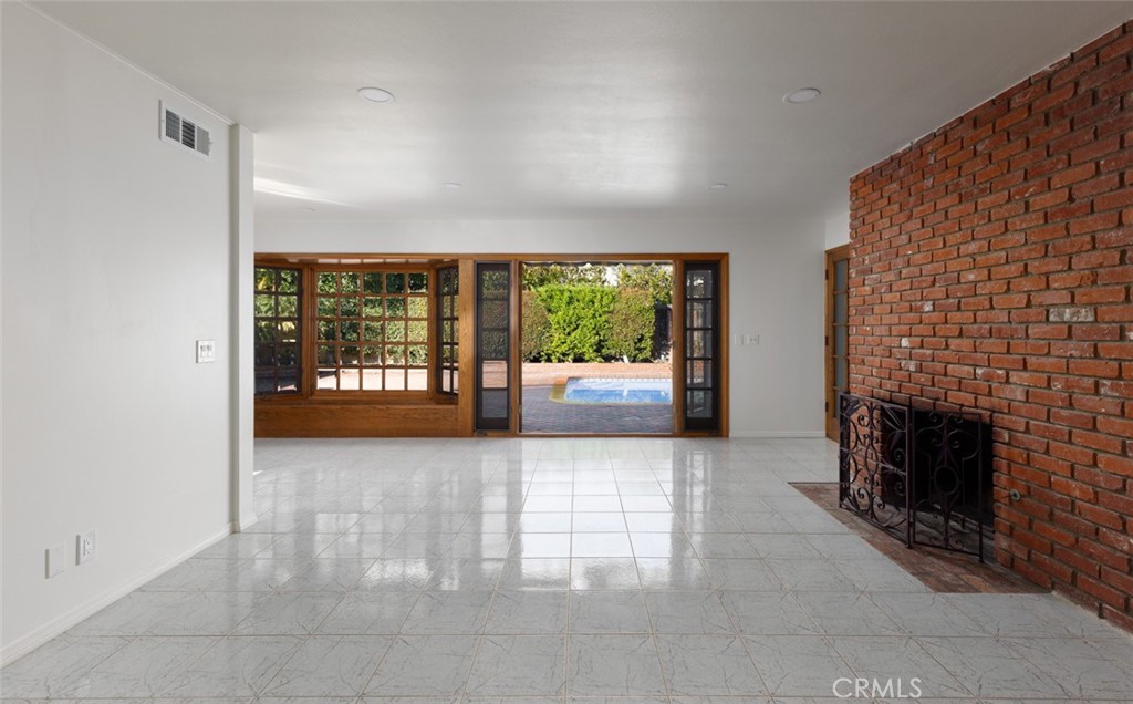 Dover Shores (DSAM) - Residential Lease