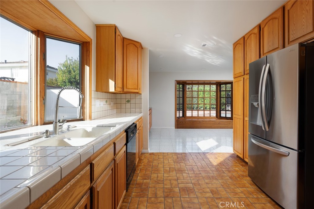 Dover Shores (DSAM) - Residential Lease