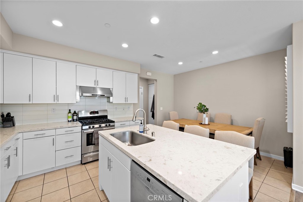 Lantana - Residential Lease