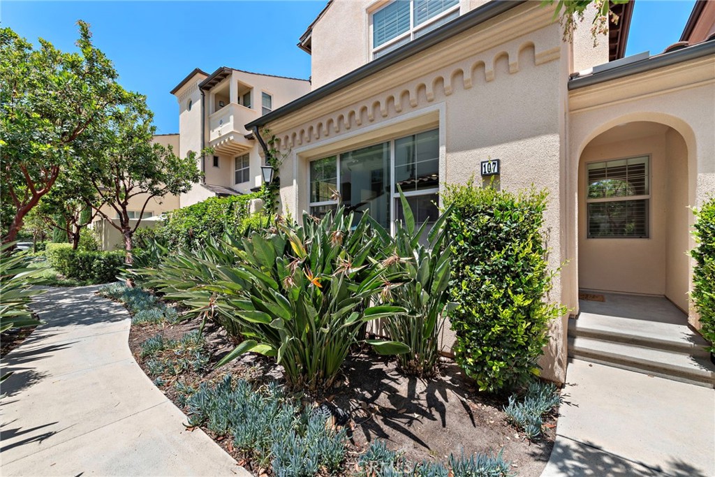 Lantana - Residential Lease