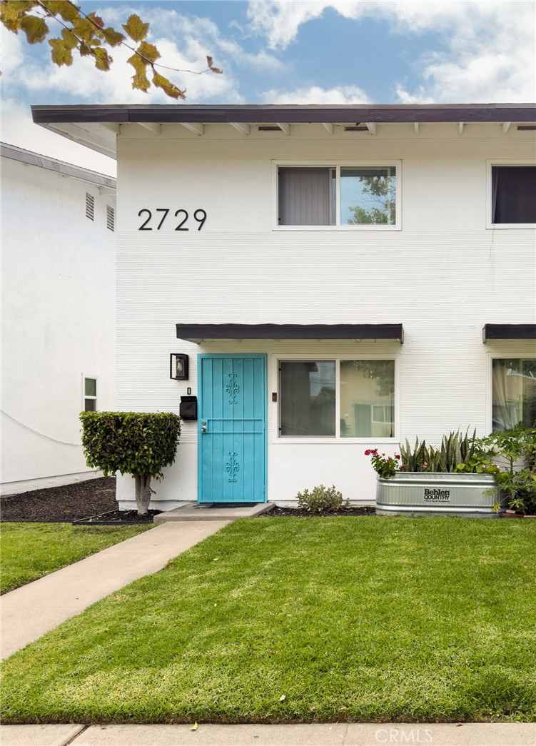 2729 S Baker