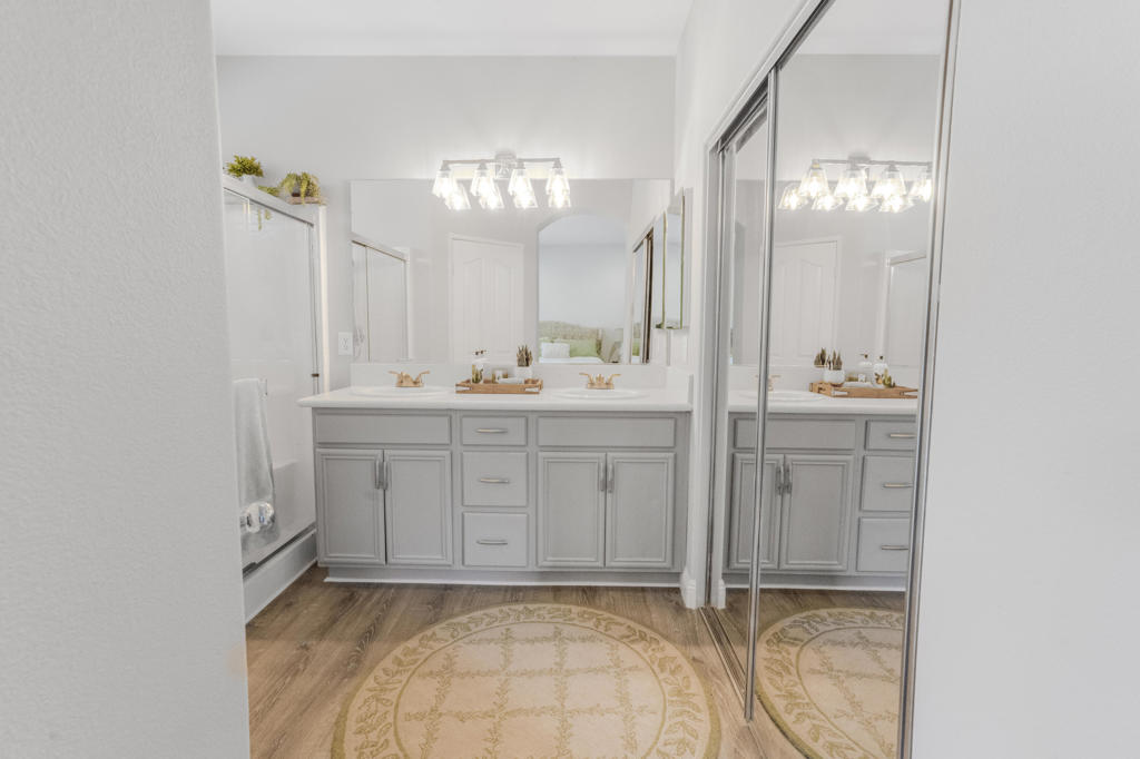 Mountain View Country Estates - Residential