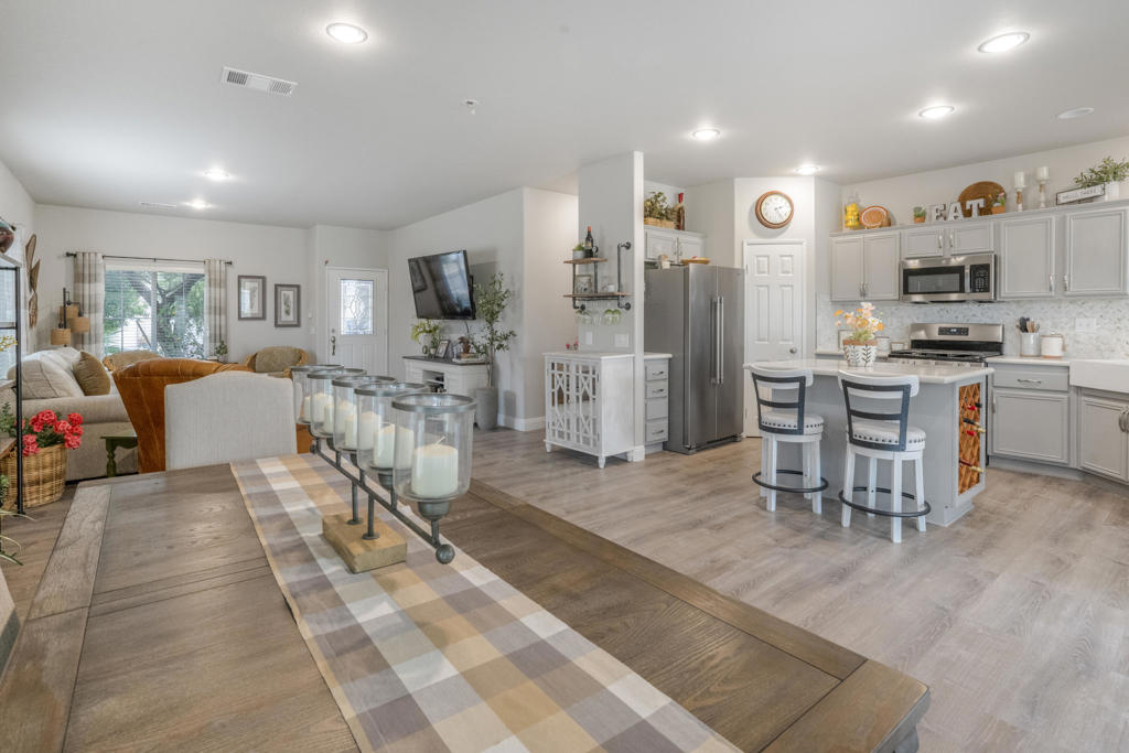 Mountain View Country Estates - Residential