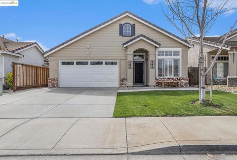 Photo of 1750 Laurelgrove Ln Ln, Tracy, CA 95376 (MLS # 41109234) Photo of 1750 Laurelgrove Ln Ln, Tracy, CA 95376 (MLS # 41109234)