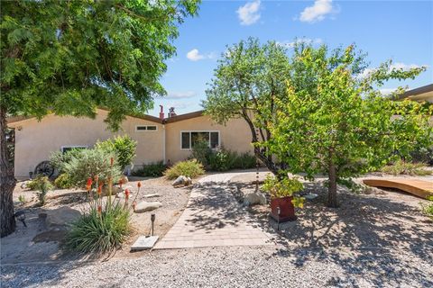 39662 86th Street W Leona Valley CA 93551