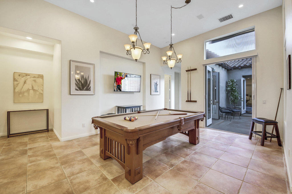 PGA Nicklaus Trnamnt - Residential Lease