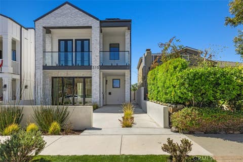 Photo of 515 1/2 Jasmine Avenue, Newport Beach, CA 92625 (MLS # NP26165831)