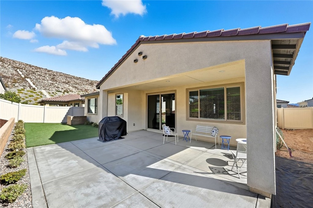 Custom Canyon Country 1 (CCAN1) - Residential