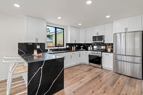 3305 Carolyn Circle Oceanside CA 92054