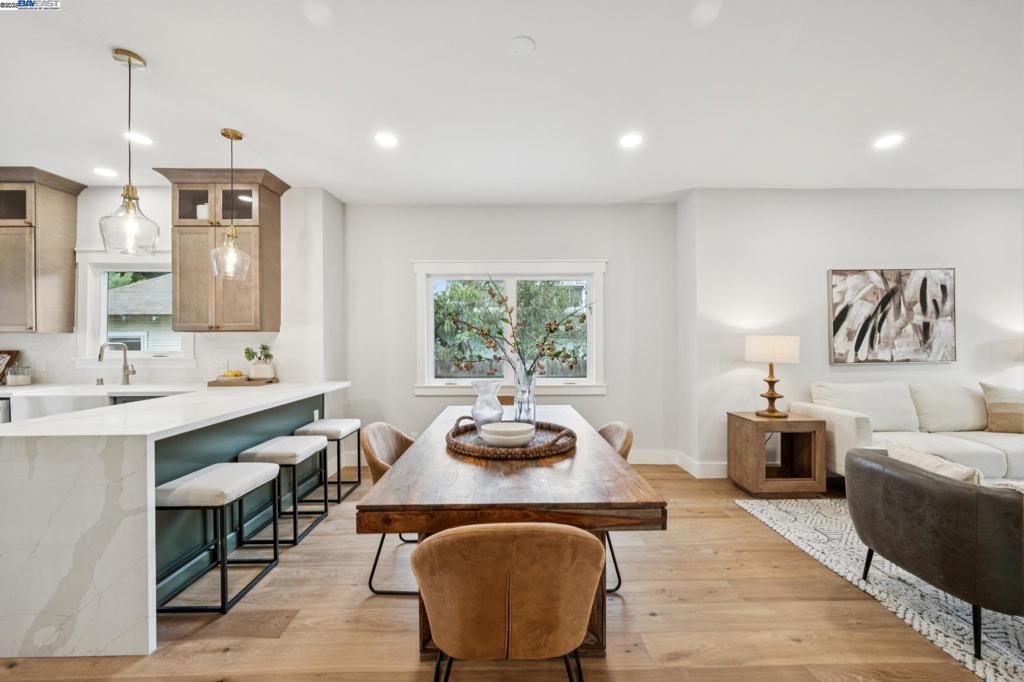 LOWER ELMWOOD - Residential