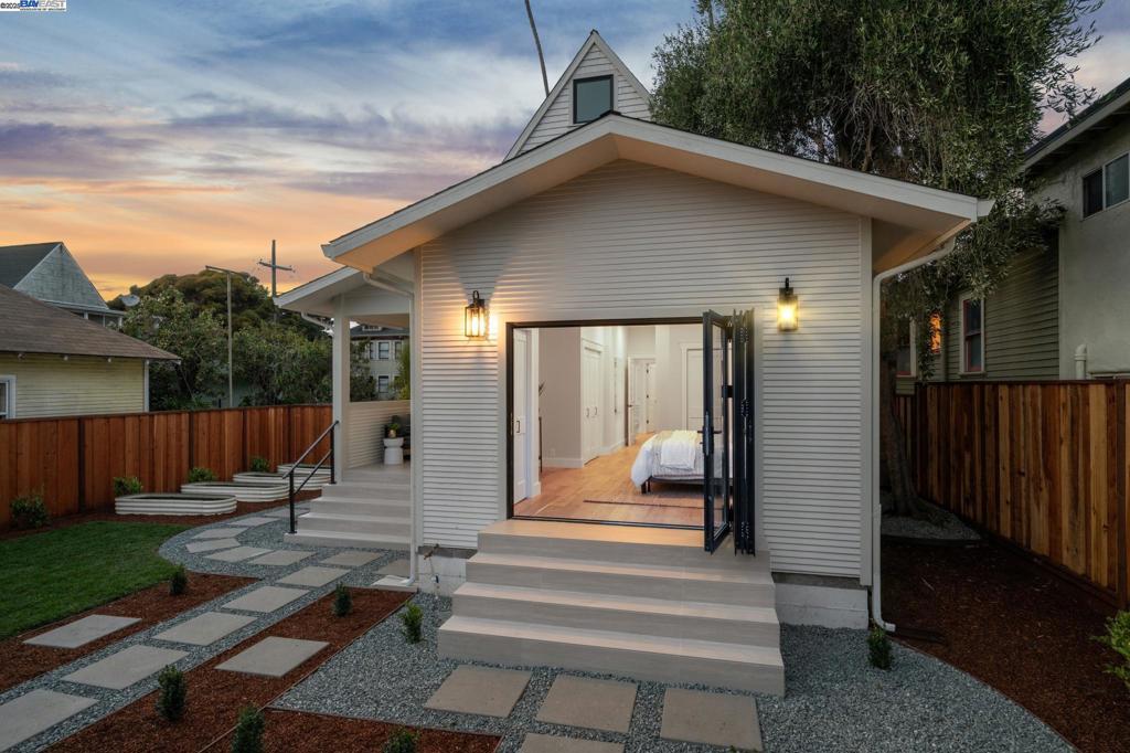 LOWER ELMWOOD - Residential
