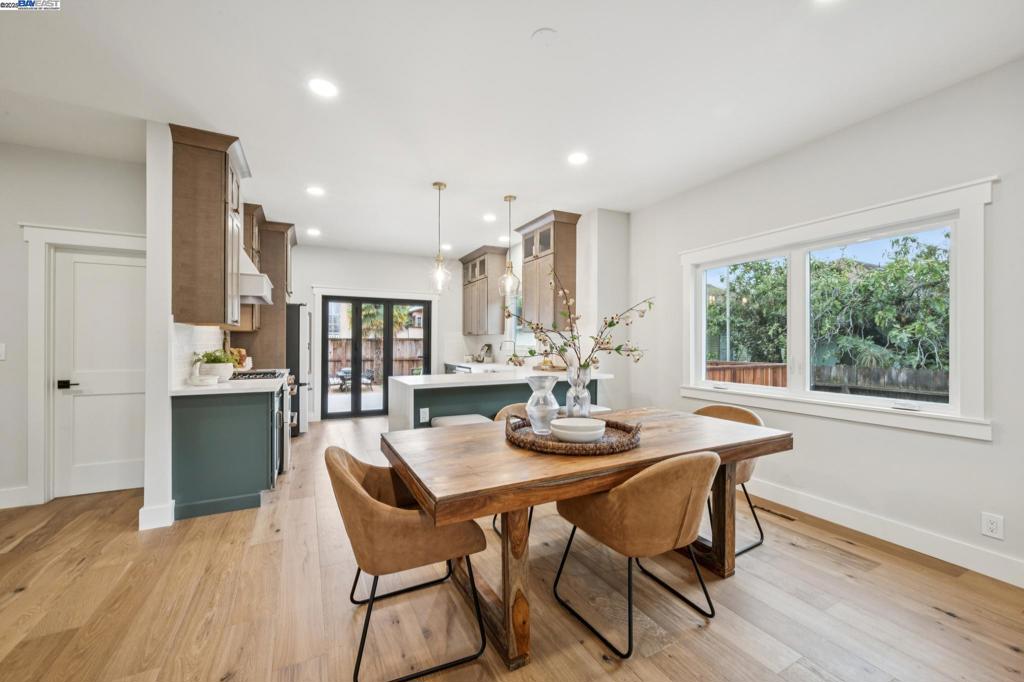 LOWER ELMWOOD - Residential