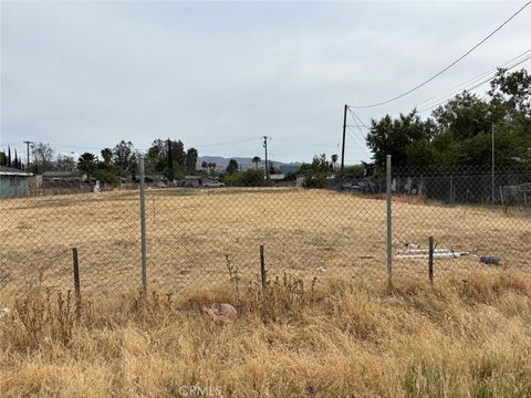 Photo of 1220 coulston Street, San Bernardino, CA 92408 (MLS # PW26087905)