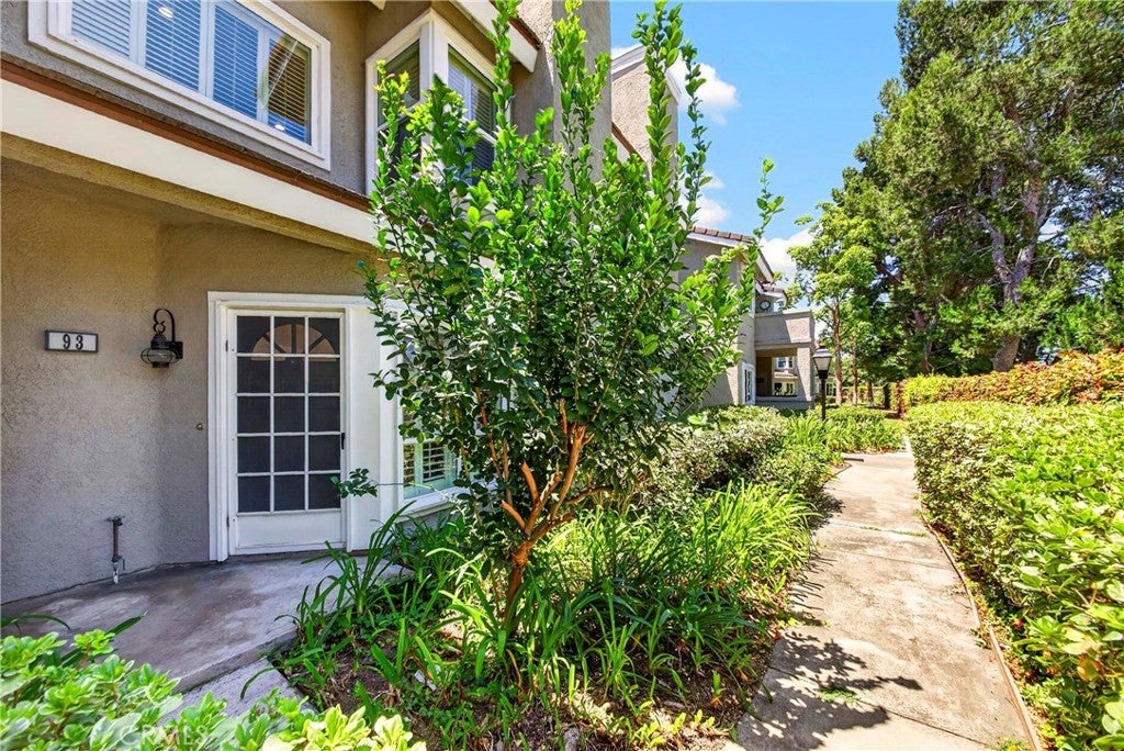 93 Goldenrod, Irvine CA 92614 - Photo 29