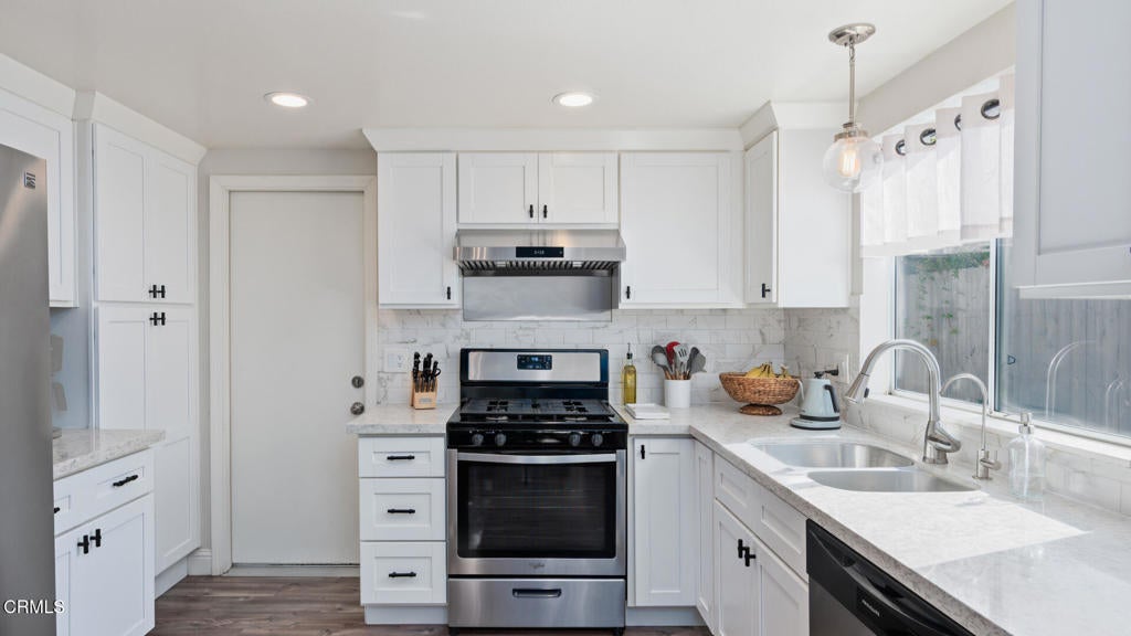 211 Menlo Drive