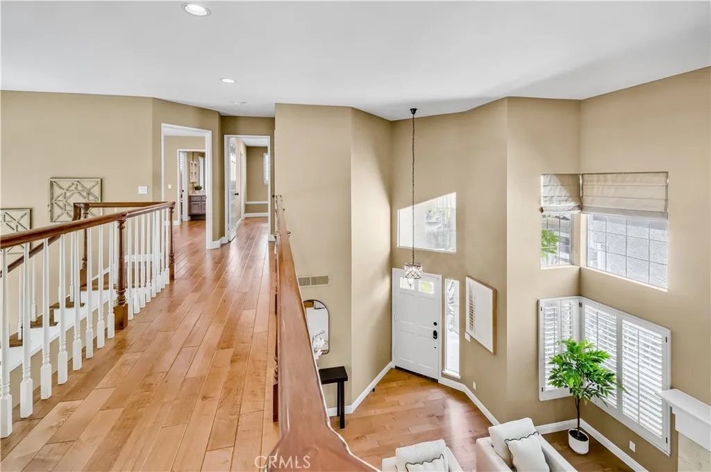 Calabasas, California 91302, United States, 3 Bedrooms Bedrooms, ,3 BathroomsBathrooms,Residential,Active,170135