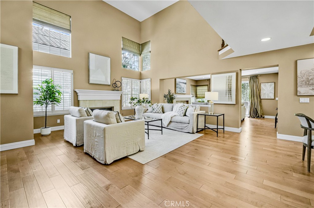 24676 Vista Cerritos