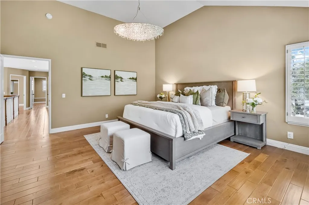 Calabasas, California 91302, United States, 3 Bedrooms Bedrooms, ,3 BathroomsBathrooms,Residential,Active,170135