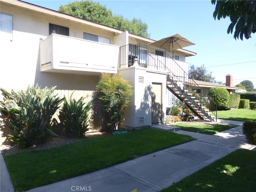 611 S Highland