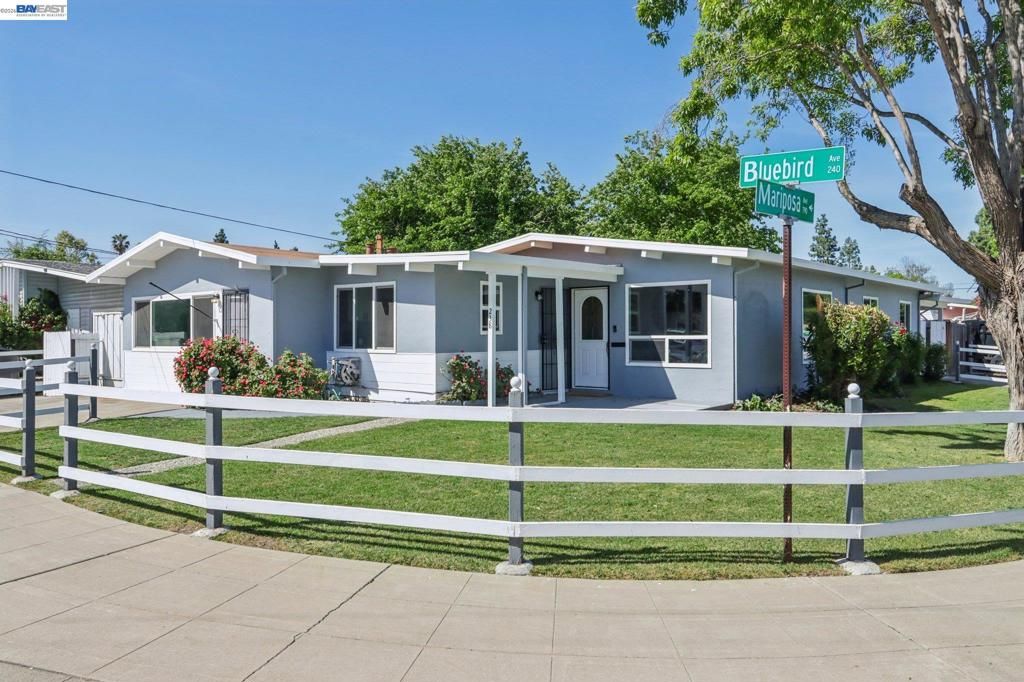 Photo of 238 Bluebird Ave Ave, Livermore, CA 94551 (MLS # 41127676)