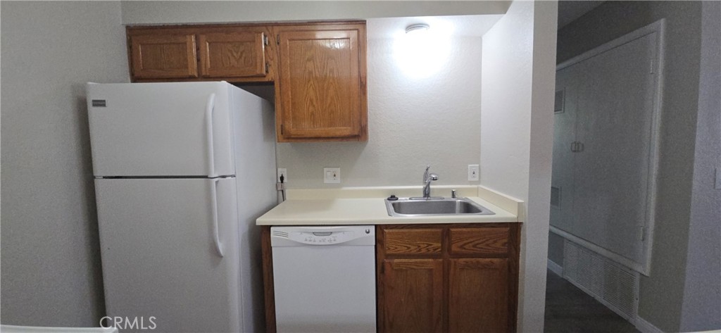 Deep Cyn - Residential Lease