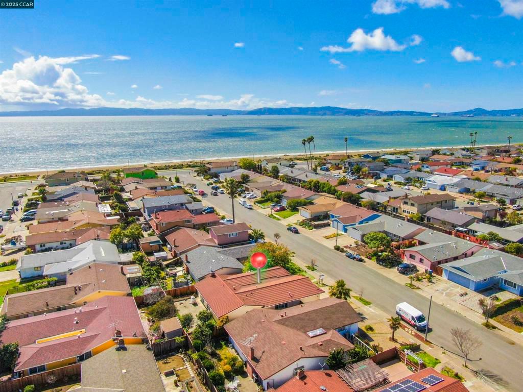 Photo of 404 Coral Reef Rd Rd, Alameda, CA 94501 (MLS # 41115229)