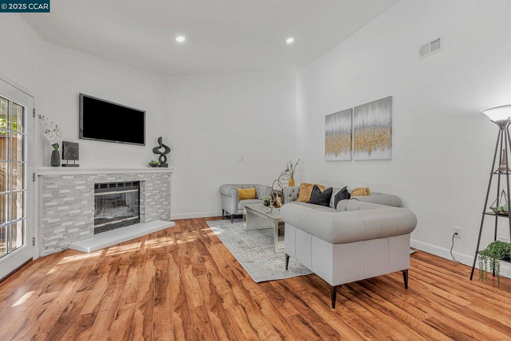 ARBOR CREEK - Residential