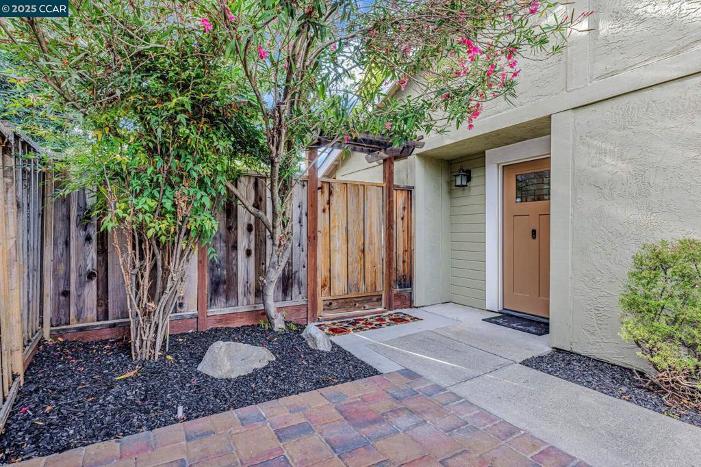 ARBOR CREEK - Residential