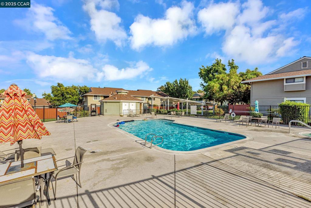 ARBOR CREEK - Residential