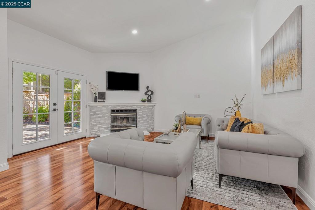 ARBOR CREEK - Residential