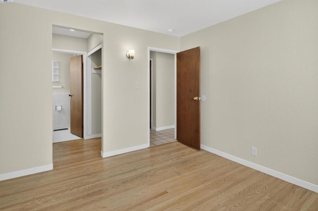 WASHINGTON MANOR - Residential