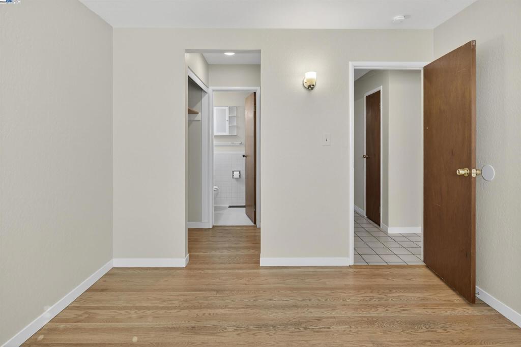 WASHINGTON MANOR - Residential