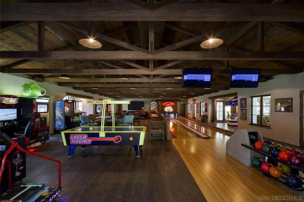 Rancho Santa Fe - Residential