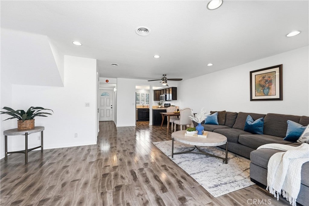 20244 Magnolia Street, Huntington Beach CA 92646 - Photo 6