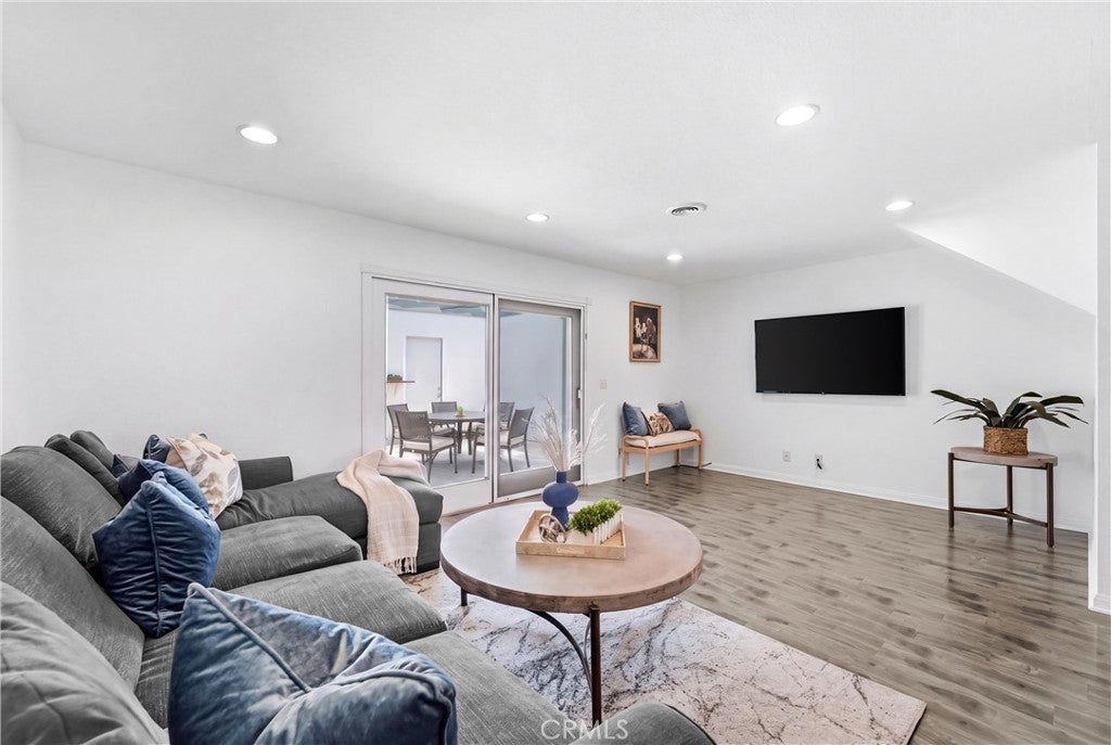 20244 Magnolia Street, Huntington Beach CA 92646 - Photo 8